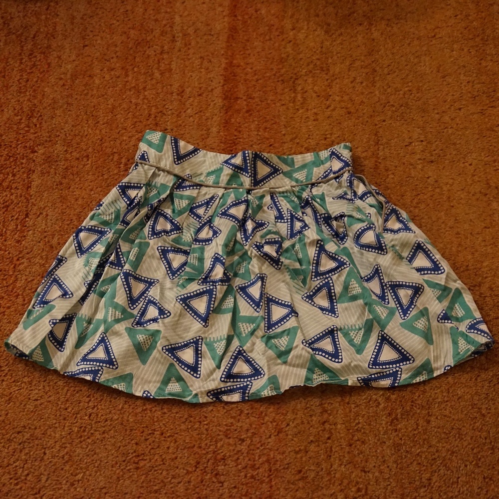 Geometric Mini Skirt